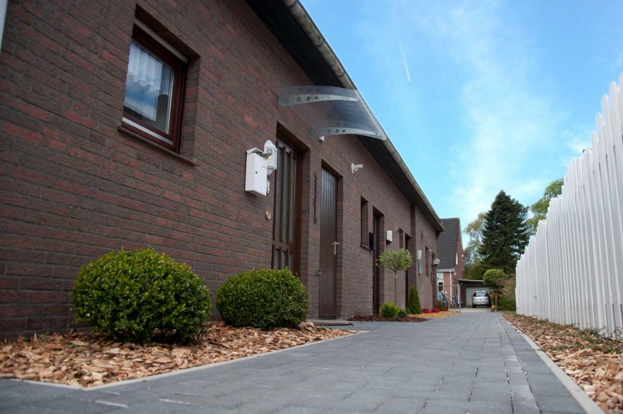 Ferienhaus Kleine Oase Varel Kültér fotó